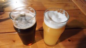 ROGUE HAZELNUT BROWN ALE Y HOUSE OF HOPS IPA