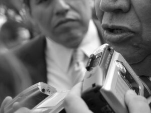 medios para los poderosos