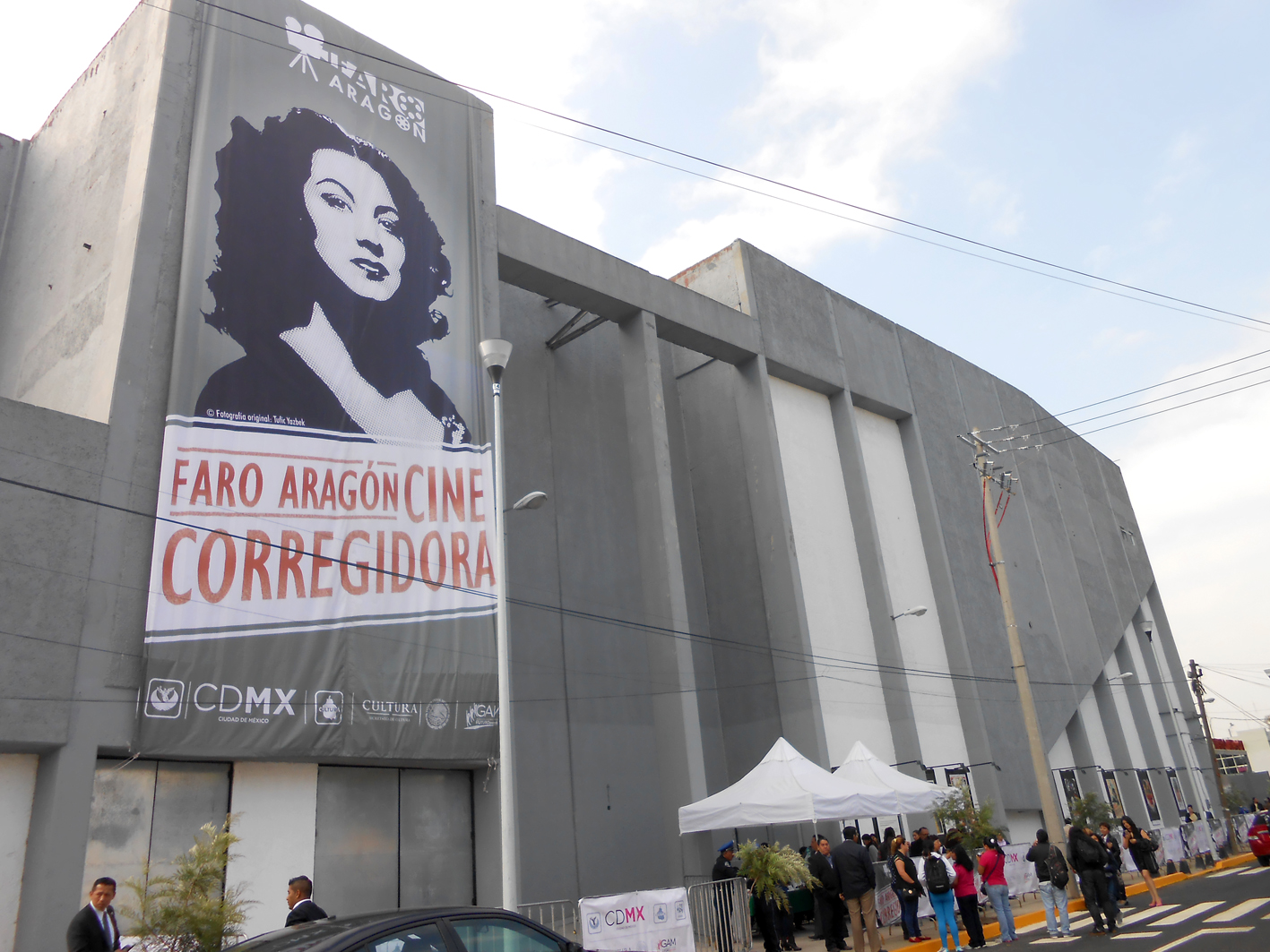 El recientemente inaugurado Faro Aragón Cine Corregidora