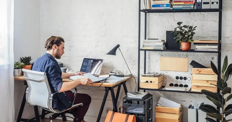 Hassan Mansur González