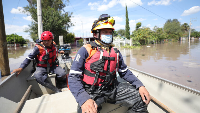 atención por inundaciones