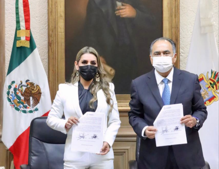 Ante el Congreso local, Evelyn Salgado rindió protesta como nueva gobernadora de Guerrero.