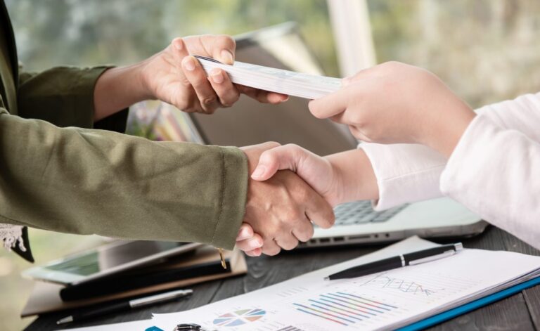 Algunas posturas apuntan a que los créditos de nómina son un embargo al salario de los trabajadores.