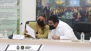 Evelyn Salgado tomó protesta de los integrantes de la Junta de Gobierno del IPAE y ratificó en el cargo, al titular de la institución.