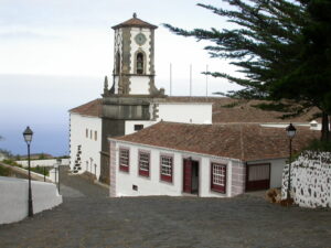 Iglesia de San Blas en Villa de Mazo, España. Ejemplo mundial de turismo sustentable como explica Daniel Madariaga Barrilado