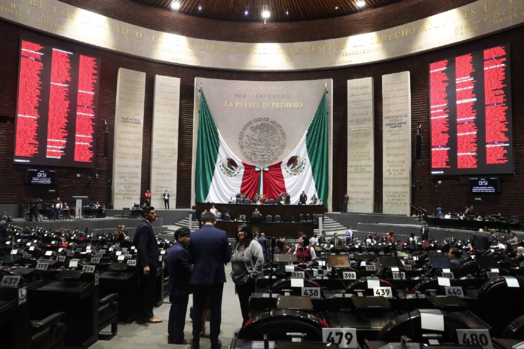 Impuestos de turismo extranjero se destinarán a la Sedena