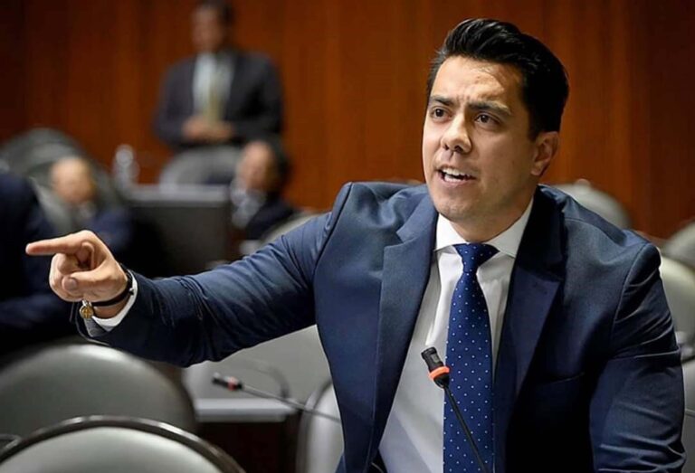 Fotografía del Diputado Federal Felifer Macías