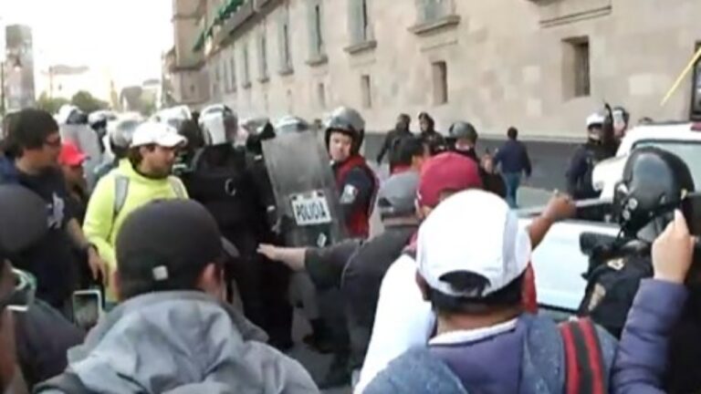 CNTE rechaza aumento salarial anunciado por AMLO