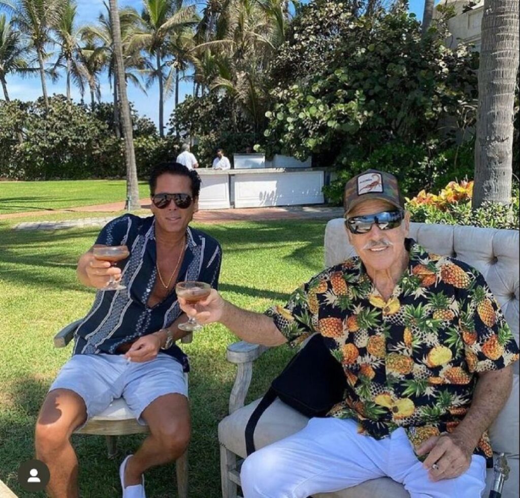 Andrés García modificó su testamento.