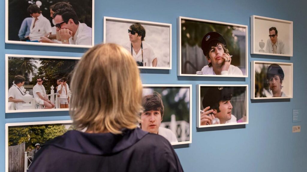 Galería expone fotografías tomadas por Paul McCartney en plena "Beatlemanía"