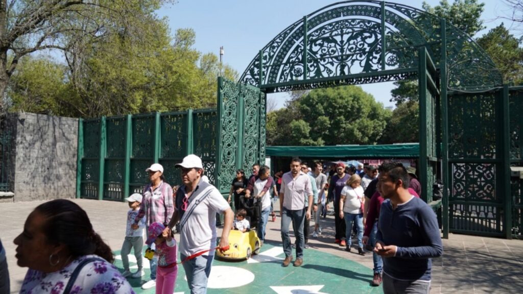 Celebra 100 años de existencia el zoológico de Chapultepec