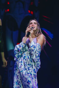 Resonó el Polideportivo de Chilpancingo con la voz de Belinda