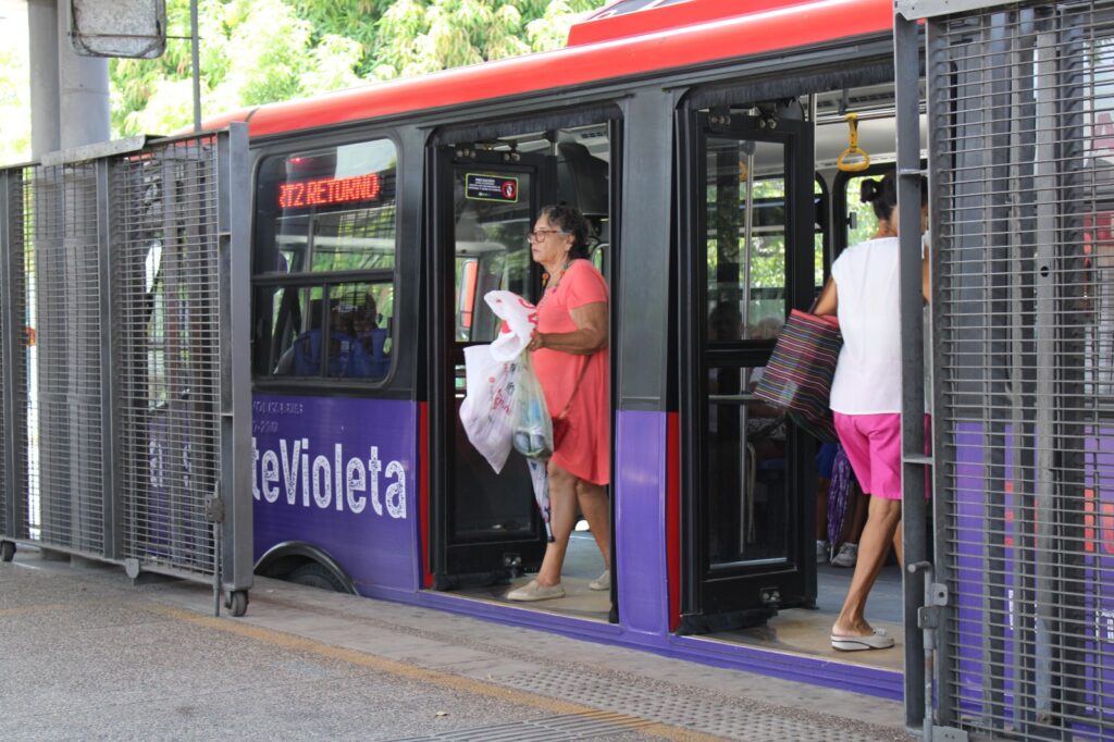 Un año del transporte exclusivo para mujeres en Guerrero