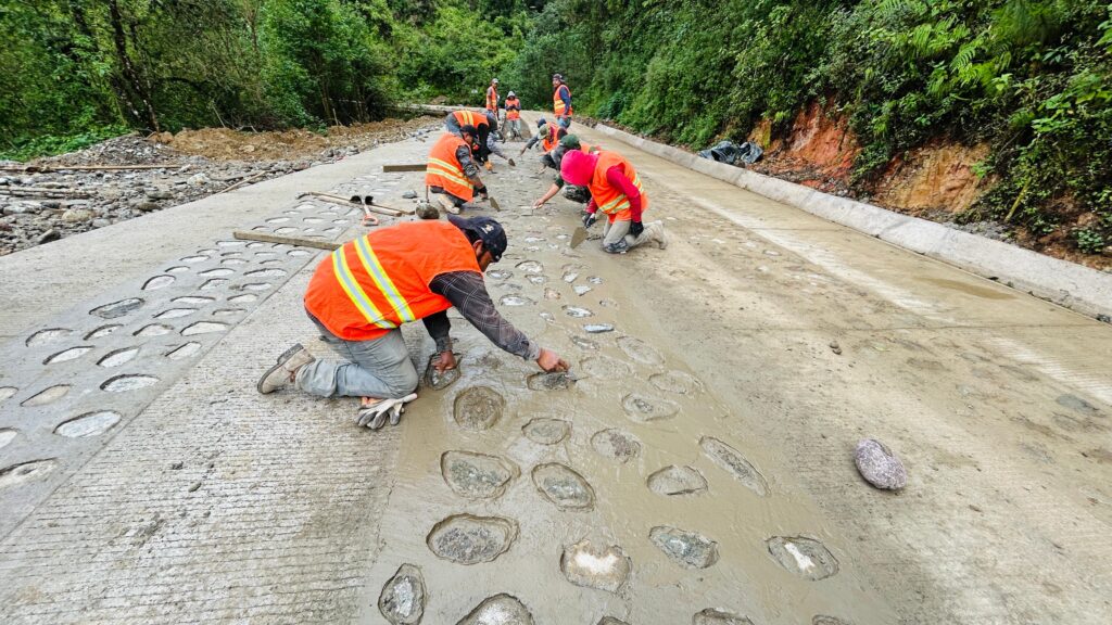 El Gobierno de Guerrero, ha dado impulso a proyectos de infraestructura en la región serrana y montañosa del estado