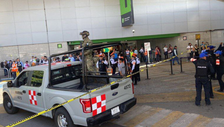 Ladrón de celulares causó balacera en el AICM
