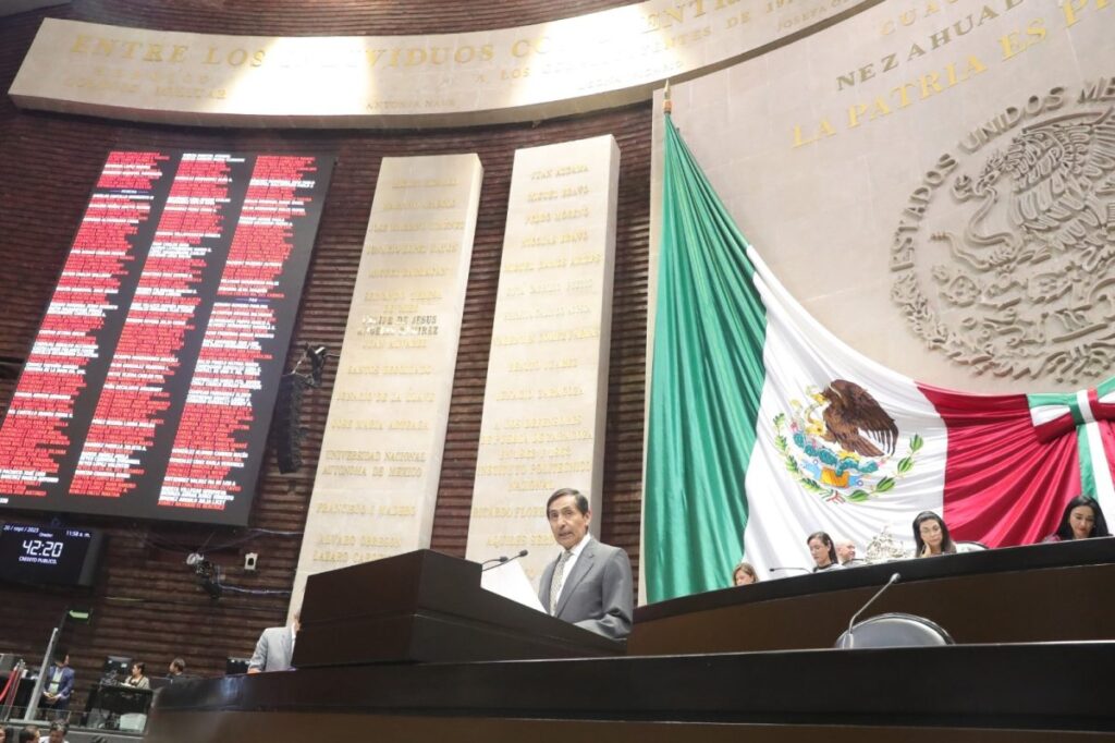 Diputados evaden llamar a cuentas a Ana Guevara