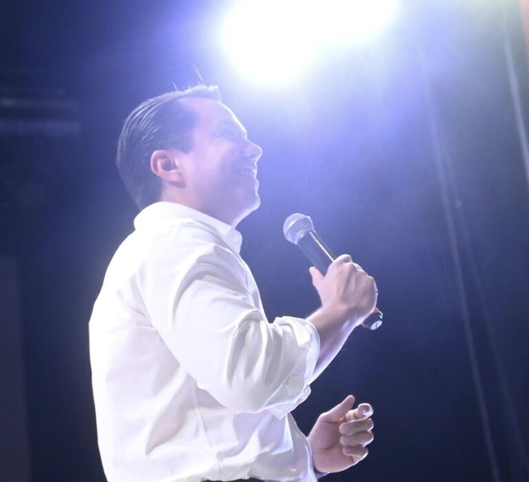 Felifer Macías: La extinción de los fideicomisos pone en peligro la estabilidad de la República