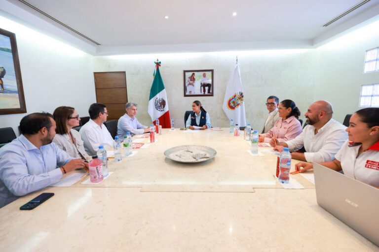 Evelyn Salgado celebró las inversiones de Coca-Cola FEMSA que contribuirán a la reactivación de Acapulco