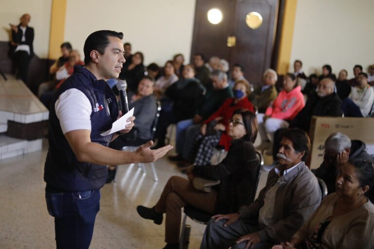 Felifer Macías Olvera: Tren de pasajeros, una alternativa vital