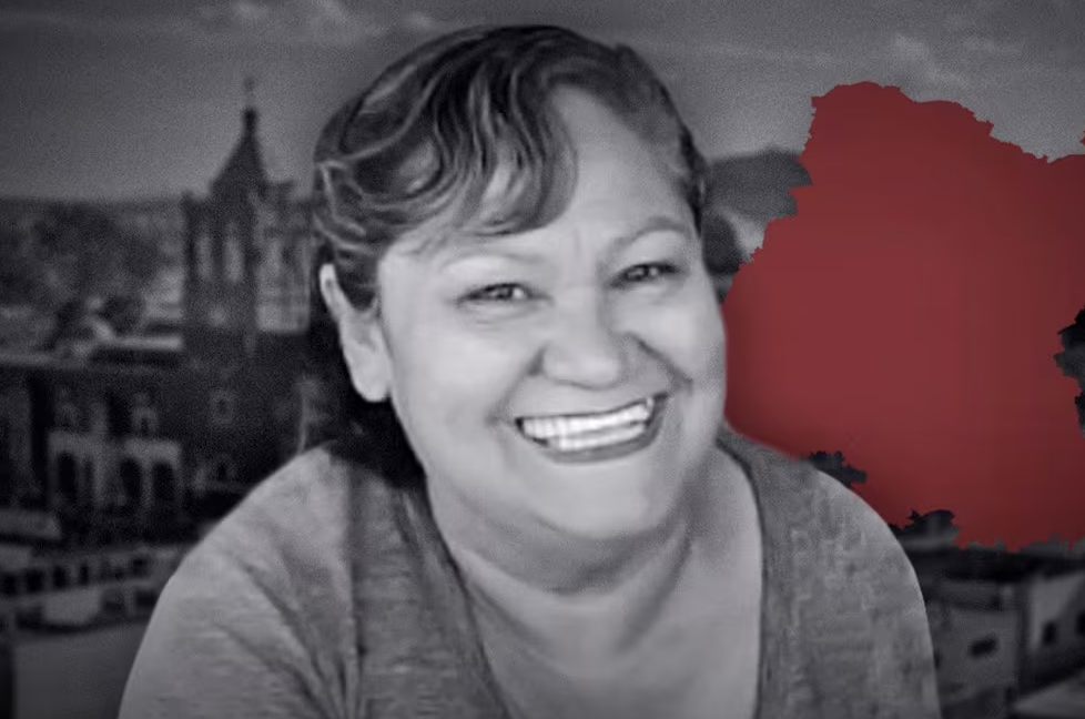 Antes de plagiar a la madre buscadora, hombres armados mataron a su esposo e hijo.