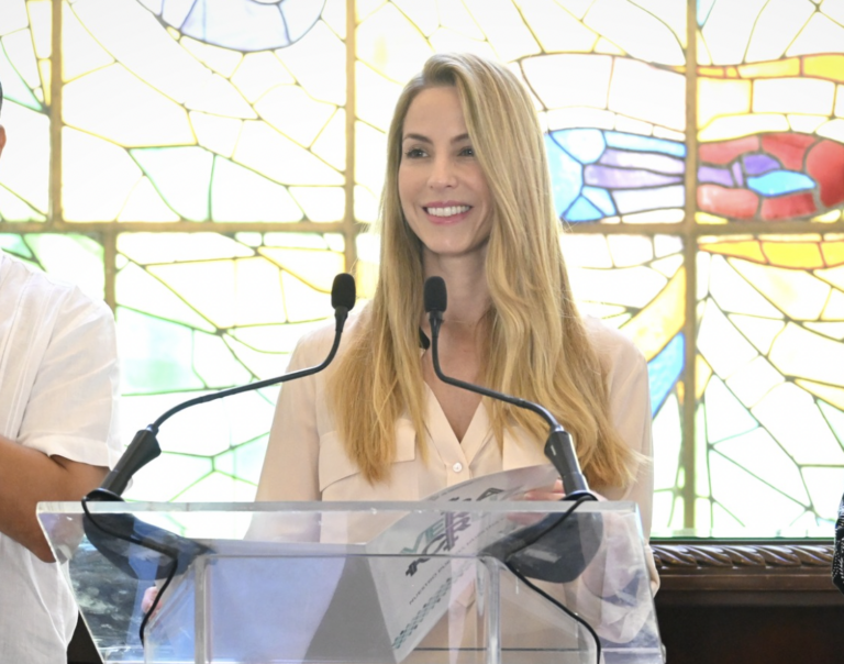 Patricia Lobeira Rodríguez compartió los pormenores de lo que será la modernización de la red hidráulica de la ciudad.