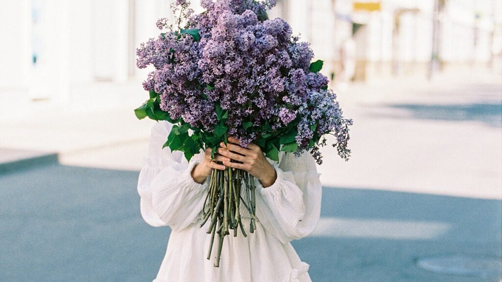 Este 29 de febrero regala flores al amor de tu vida