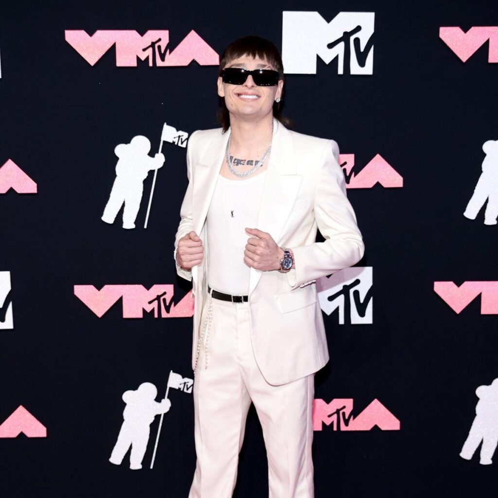 Peso Pluma no ingresó a centro de rehabilitación de adicciones: Pepe Garza