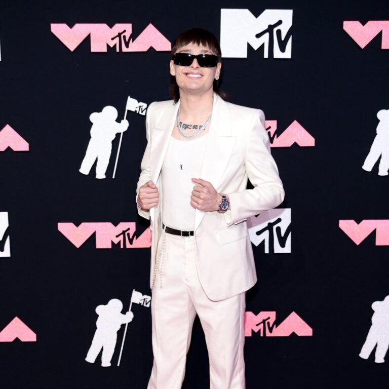 Peso Pluma no ingresó a centro de rehabilitación de adicciones: Pepe Garza