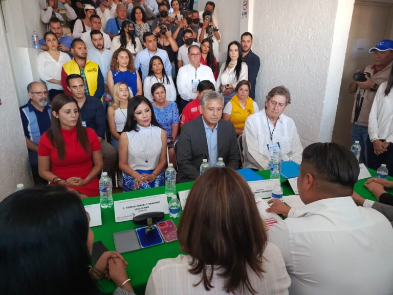 Urióstegui Salgado y Paula Trade Hidalgo encabezarán la búsqueda por la Presidencia Municipal de la capital de Morelos.