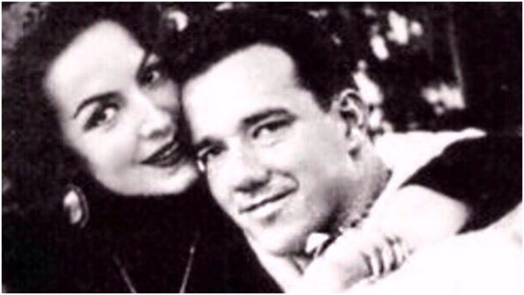 Muestran las cartas de amor que María Félix dedicó a un piloto colombiano