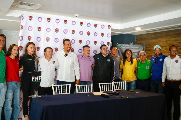 Maclovio Yañez Villagrán: Racing FC Porto Palmeiras lidera la formación de instructores