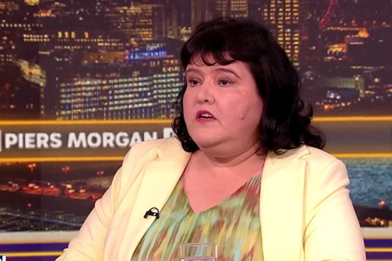 Analizan la entrevista de la acosadora de “Bebé Reno”