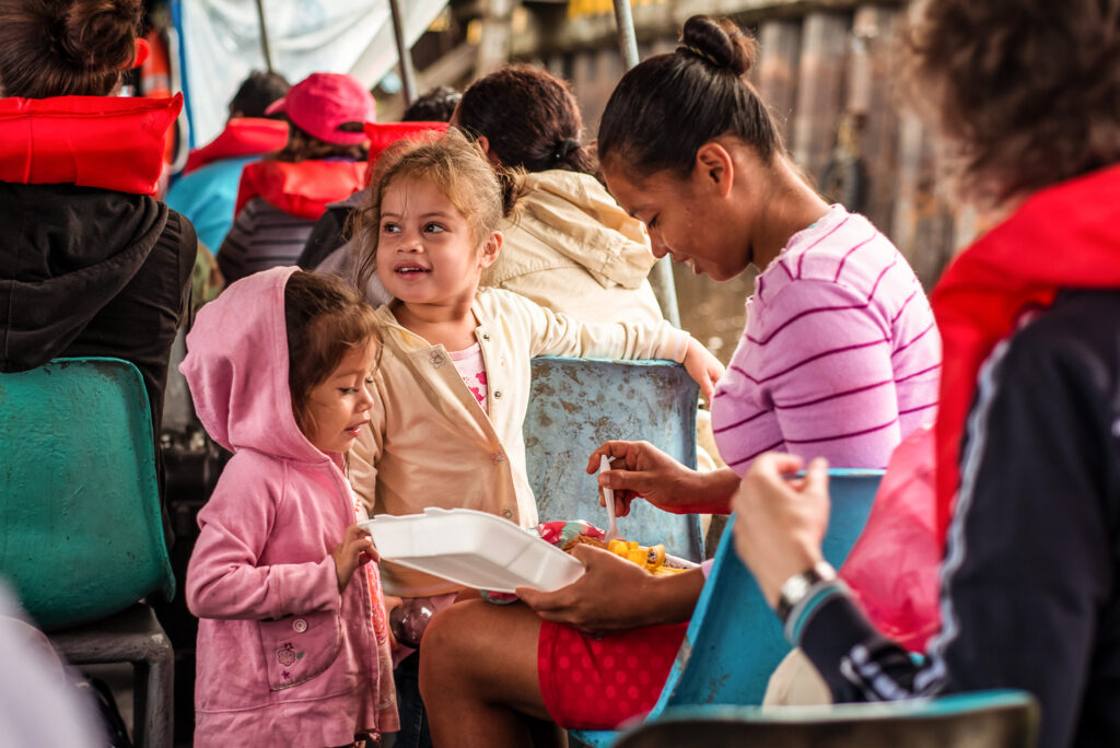 La Cosmopolitana refuerza compromiso con grupos vulnerables en México