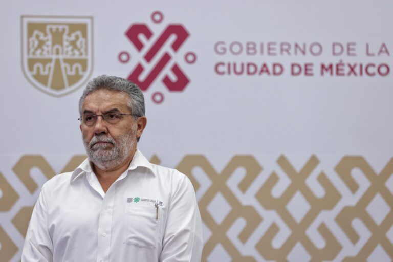 SACMEX regula adeudos de consumidores no domésticos