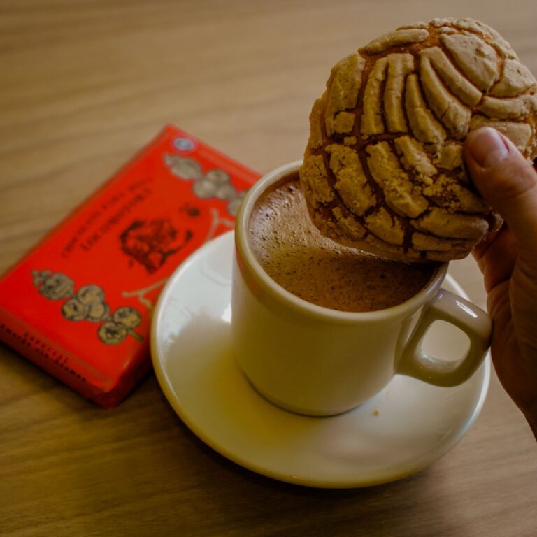 Tradición de Chocolates La Locomotora se fortalece: Julio César Sosa Lasso