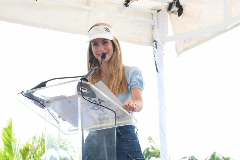 Patricia Lobeira Rodríguez impulsa rehabilitación de espacios infantiles