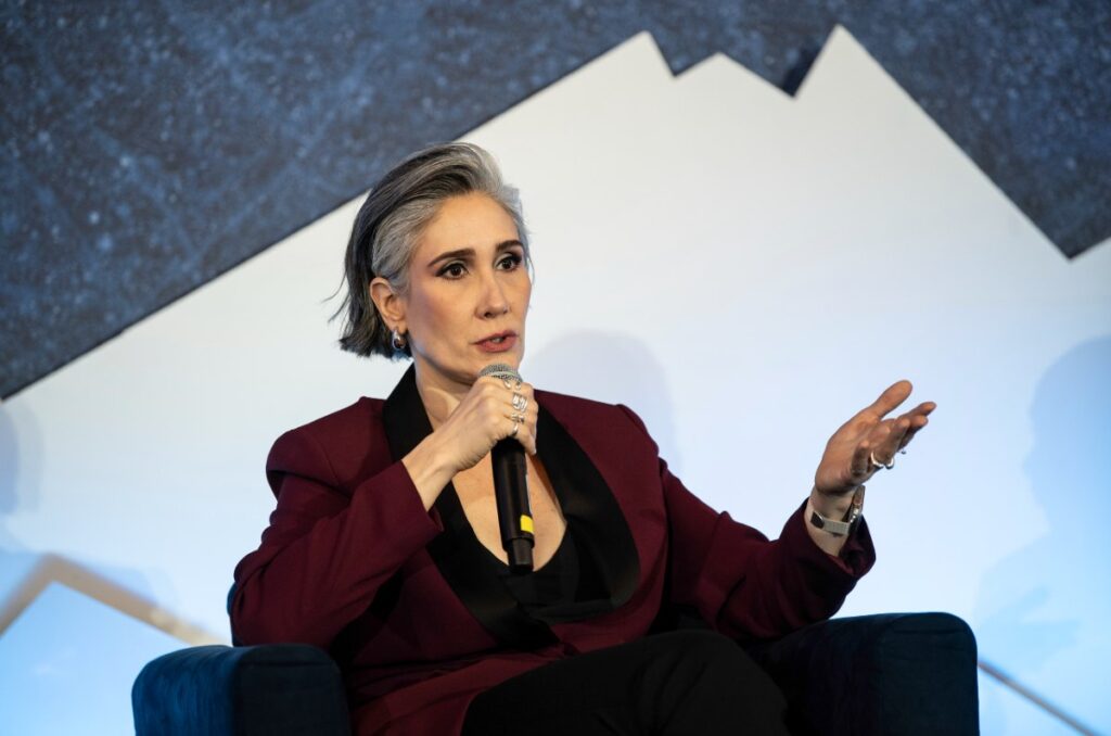 Issa López, la primera mexicana con 4 nominaciones al Emmy