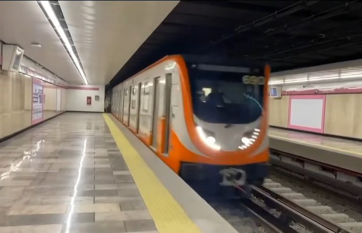 Brugada anuncia remodelación del Metro en su plan de movilidad