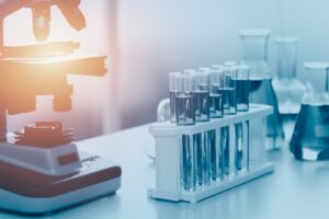 Grupo Ángeles lidera salud con adquisición de Laboratorios Kener