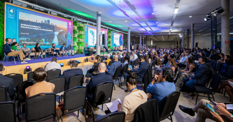 Alfredo Del Mazo analiza retos globales en movilidad y sostenibilidad