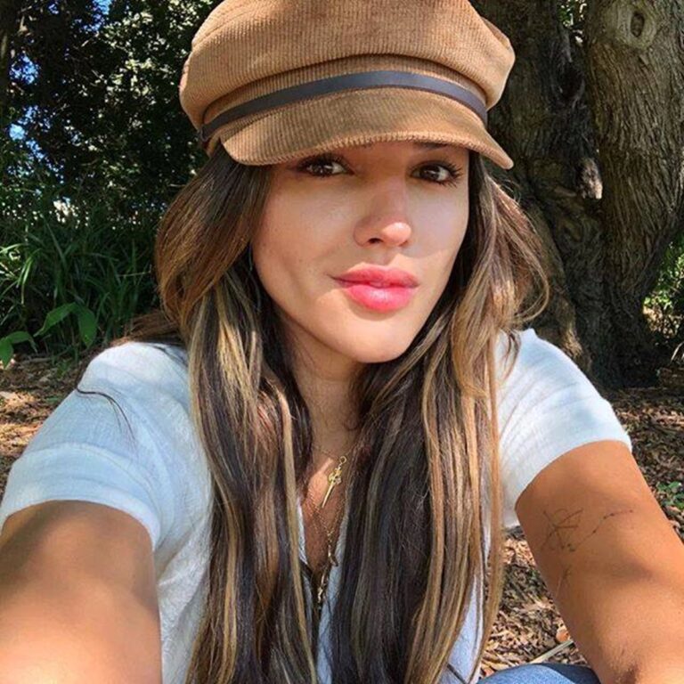 Eiza González es evacuada de su casa por incendios en LA