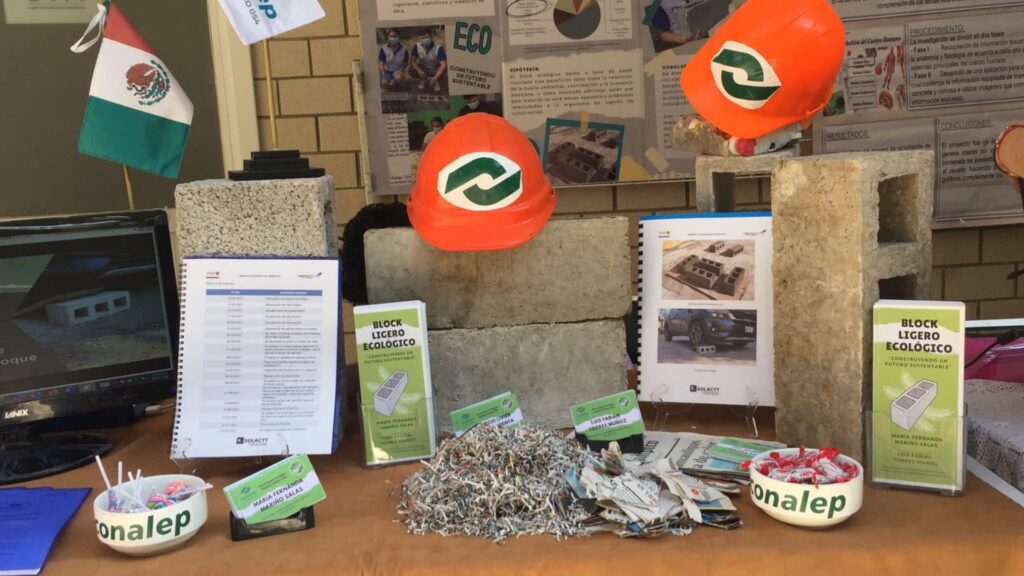 Alumnos del Conalep Tampico crean ladrillos ecológicos y antibalas