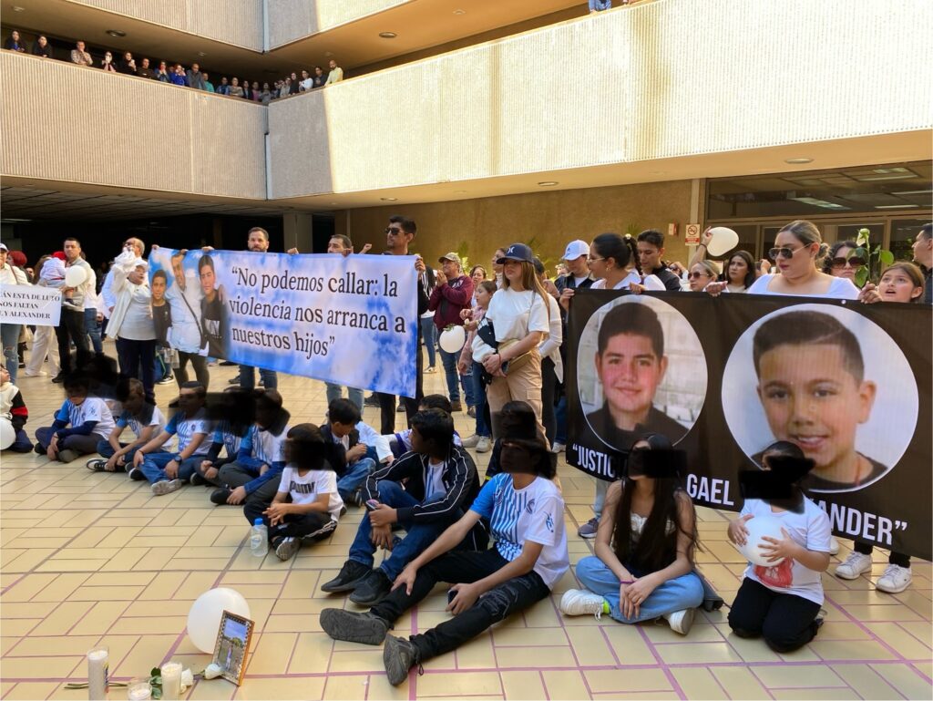 Se desborda protesta por el asesinato de 2 niños en Culiacán