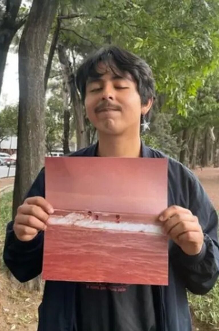 Macario Martínez, barrendero y músico de la Cdmx se viralizó en TikTok