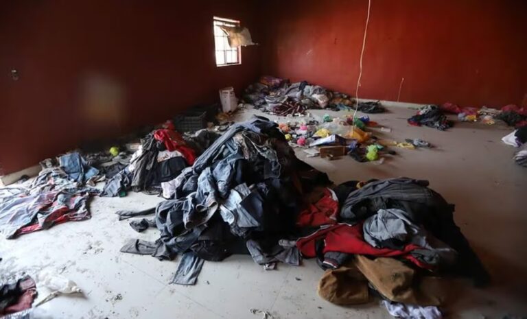 Desde analgésicos hasta una santa muerte dentro del campo de exterminio de Teuchitlán