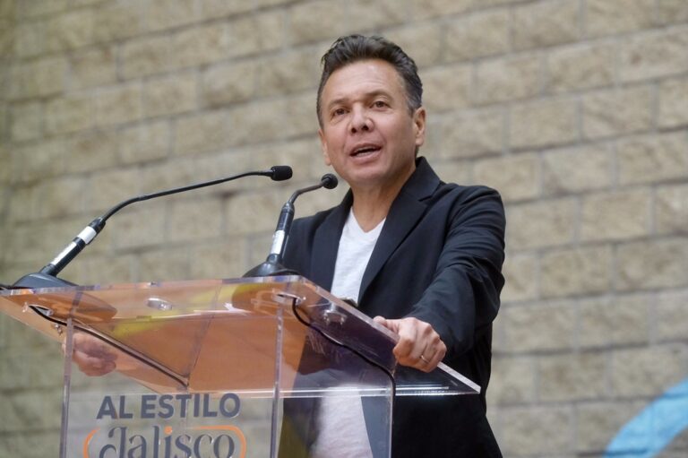 Pablo Lemus reprueba a agrupación musical por usar imagen de “El Mencho”