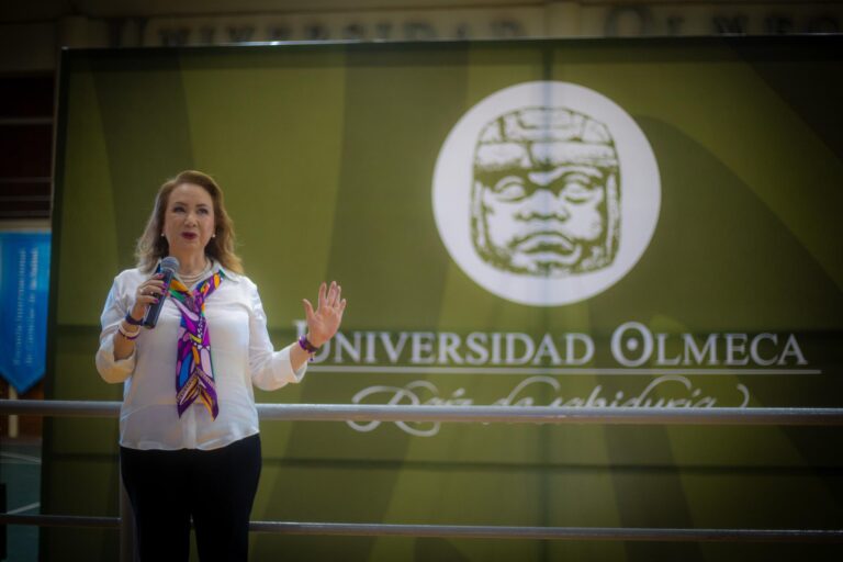 Yasmín Esquivel impulsa justicia con perspectiva de comunidad