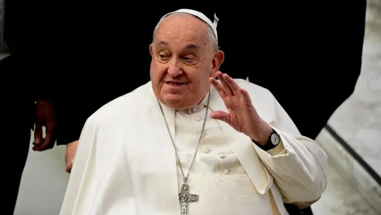 Papa Francisco pidió a jóvenes manifestarse por un mundo mejor