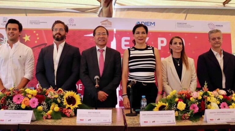 Exfuncionaria de Cuauhtémoc Blanco, investigada por presunto fraude