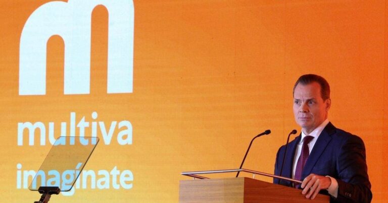 Olegario Vázquez Aldir fortalece visión financiera de Multiva